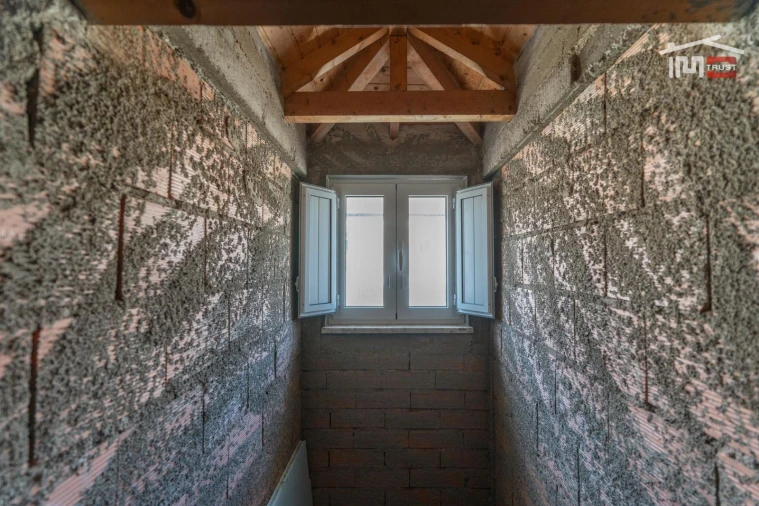 Moradia T4 para Venda em Mira de Aire Foto 18