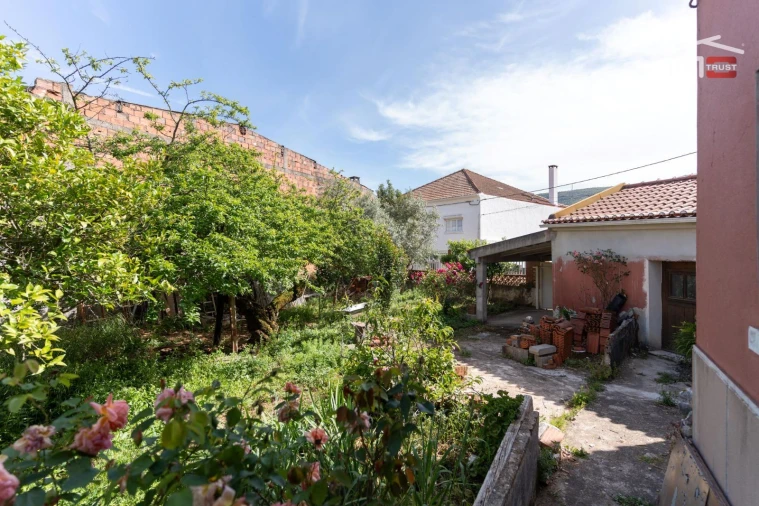 Moradia T4 para Venda em Mira de Aire Foto 26