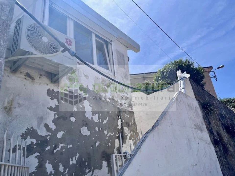 Moradia T2 para Venda em Arcozelo Foto 1