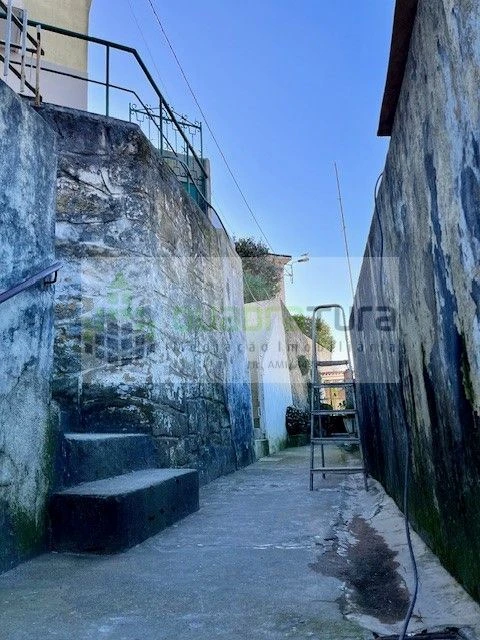 Moradia T2 para Venda em Arcozelo