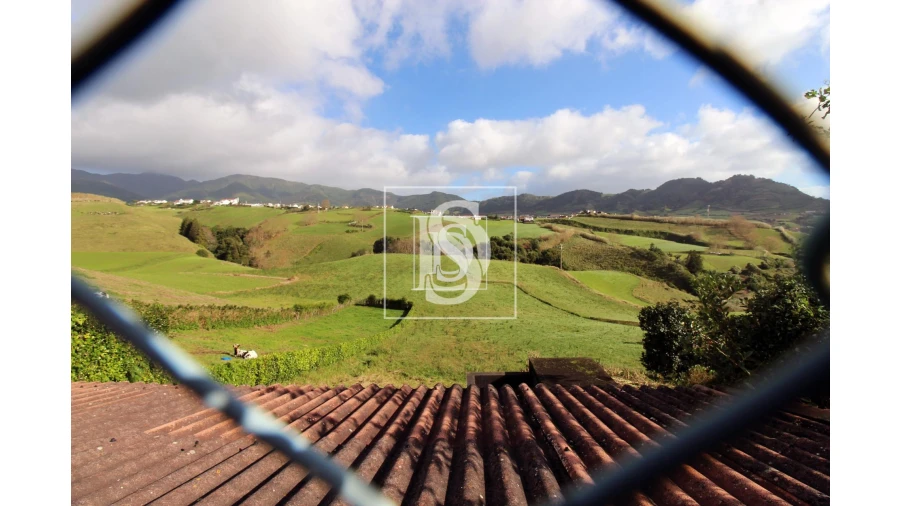 Moradia T2 para Venda em Povoação Foto 12