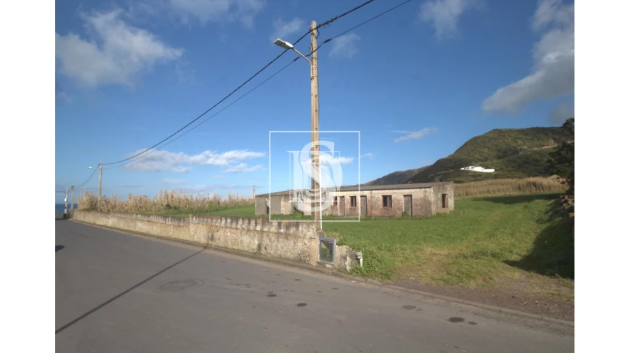 Terreno para Venda em Mosteiros