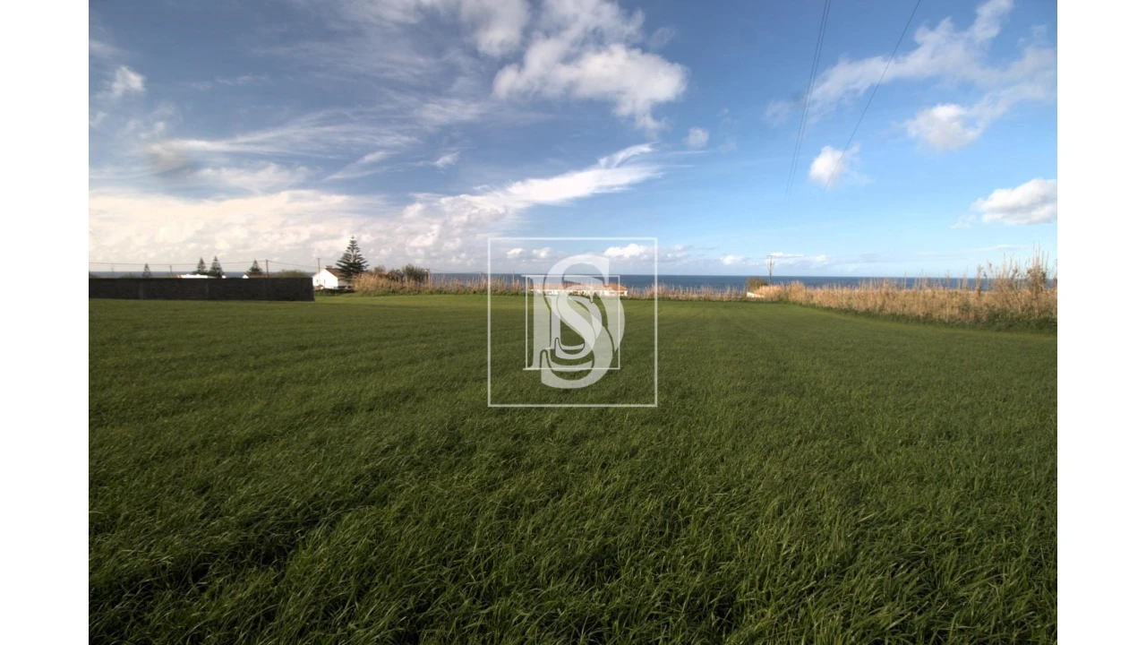 Terreno para Venda em Mosteiros Foto 3