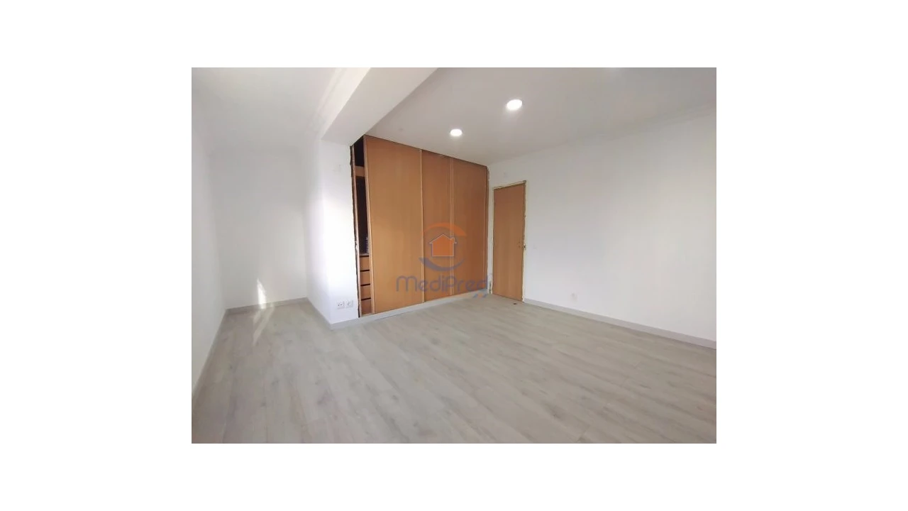 Moradia T3 para Venda em Carcavelos e Parede Foto 14