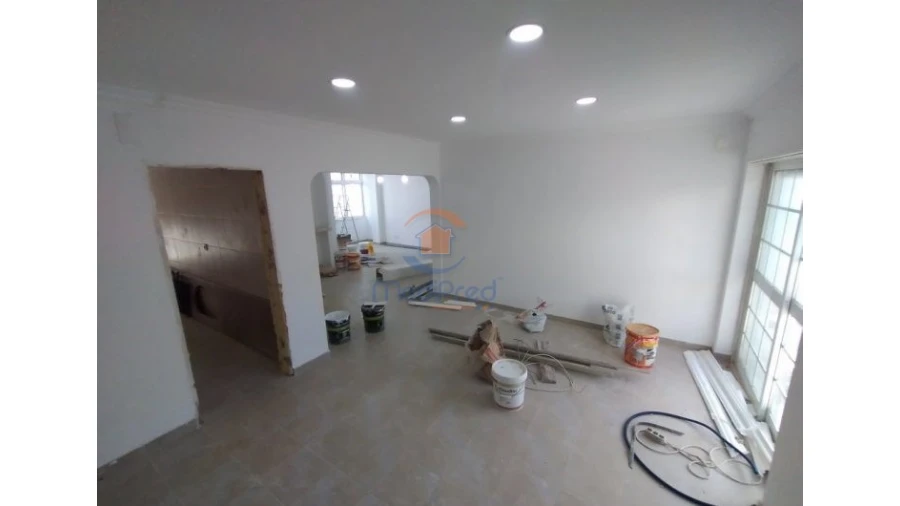 Moradia T3 para Venda em Carcavelos e Parede Foto 19
