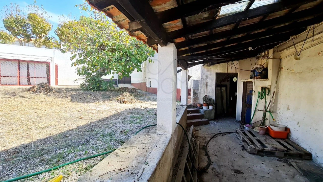 Moradia T6 para Venda em Carcavelos e Parede Foto 37