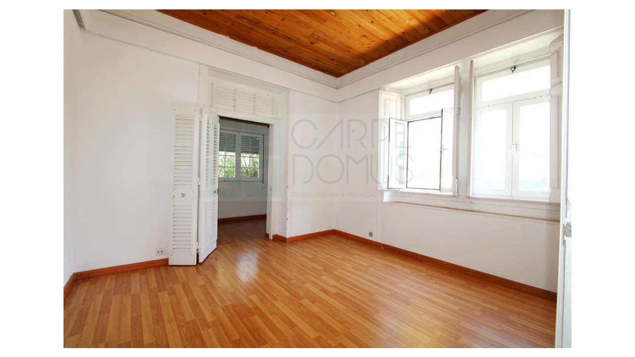 Moradia T6 para Venda em Carcavelos e Parede Foto 42