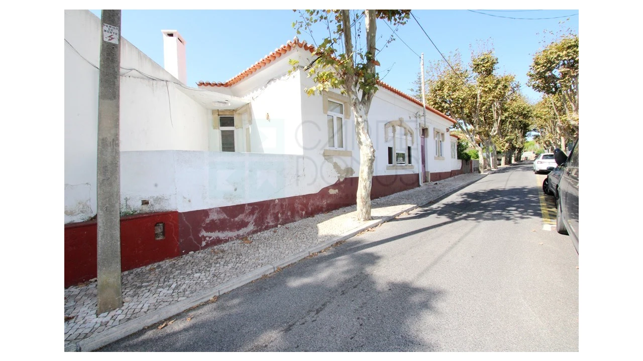 Moradia T6 para Venda em Carcavelos e Parede Foto 4