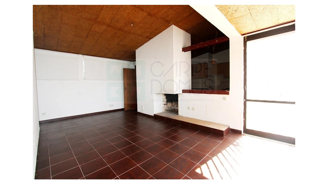Moradia T6 para Venda em Carcavelos e Parede Foto 5