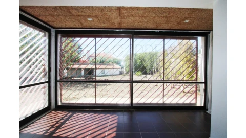Moradia T6 para Venda em Carcavelos e Parede