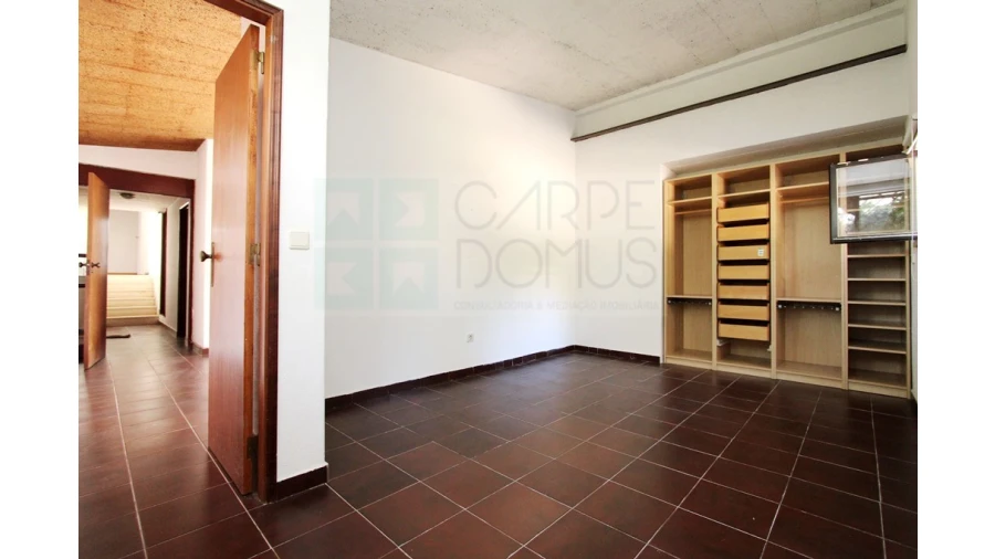Moradia T6 para Venda em Carcavelos e Parede Foto 53