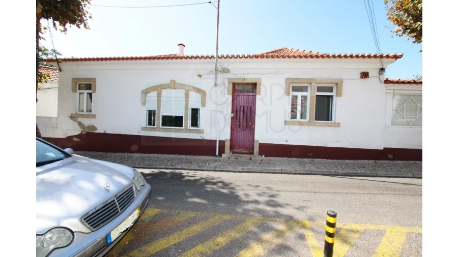 Moradia T6 para Venda em Carcavelos e Parede Foto 57