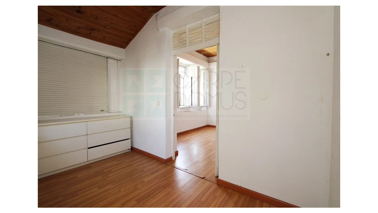 Moradia T6 para Venda em Carcavelos e Parede Foto 44