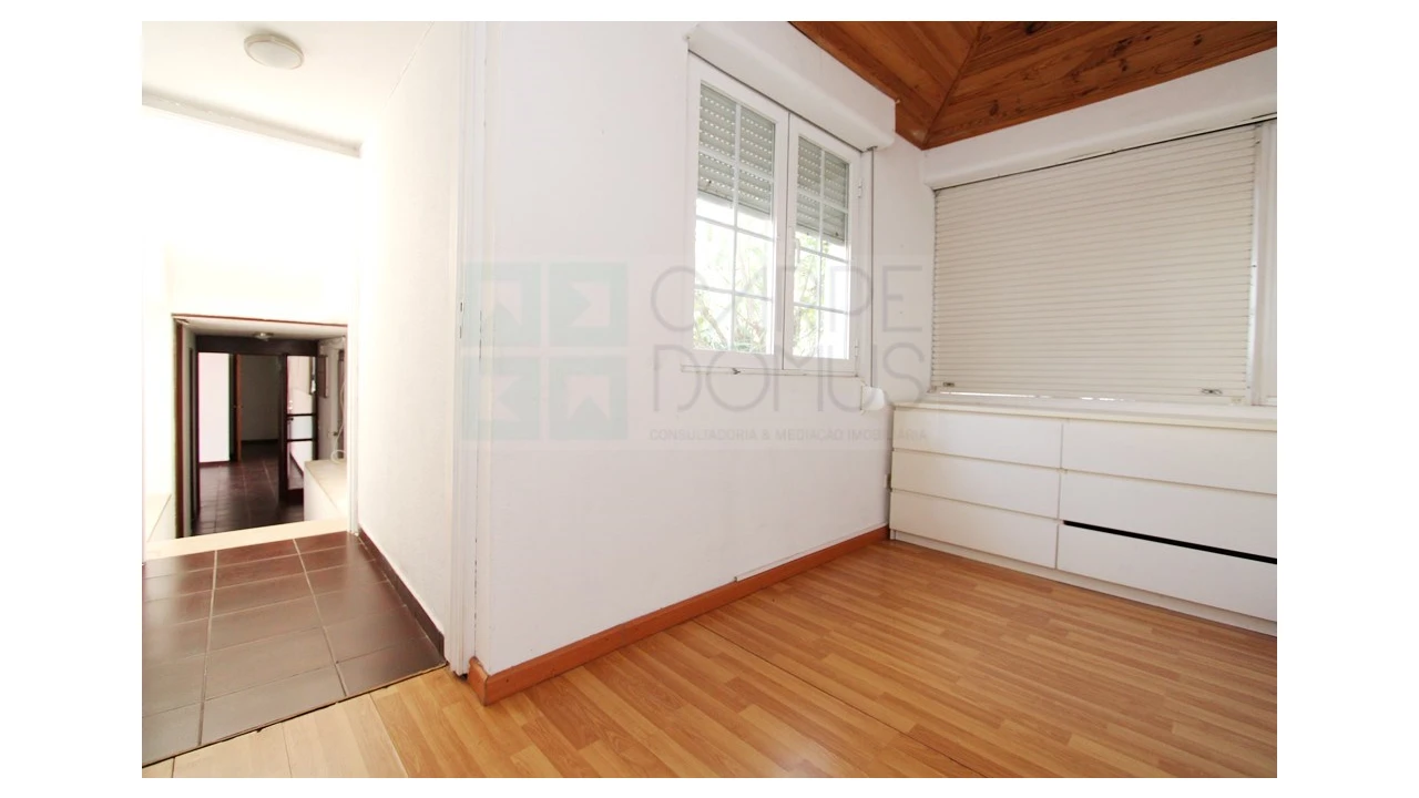 Moradia T6 para Venda em Carcavelos e Parede Foto 45