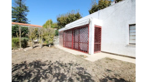 Moradia T6 para Venda em Carcavelos e Parede