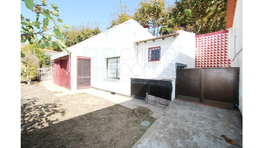 Moradia T6 para Venda em Carcavelos e Parede Foto 42