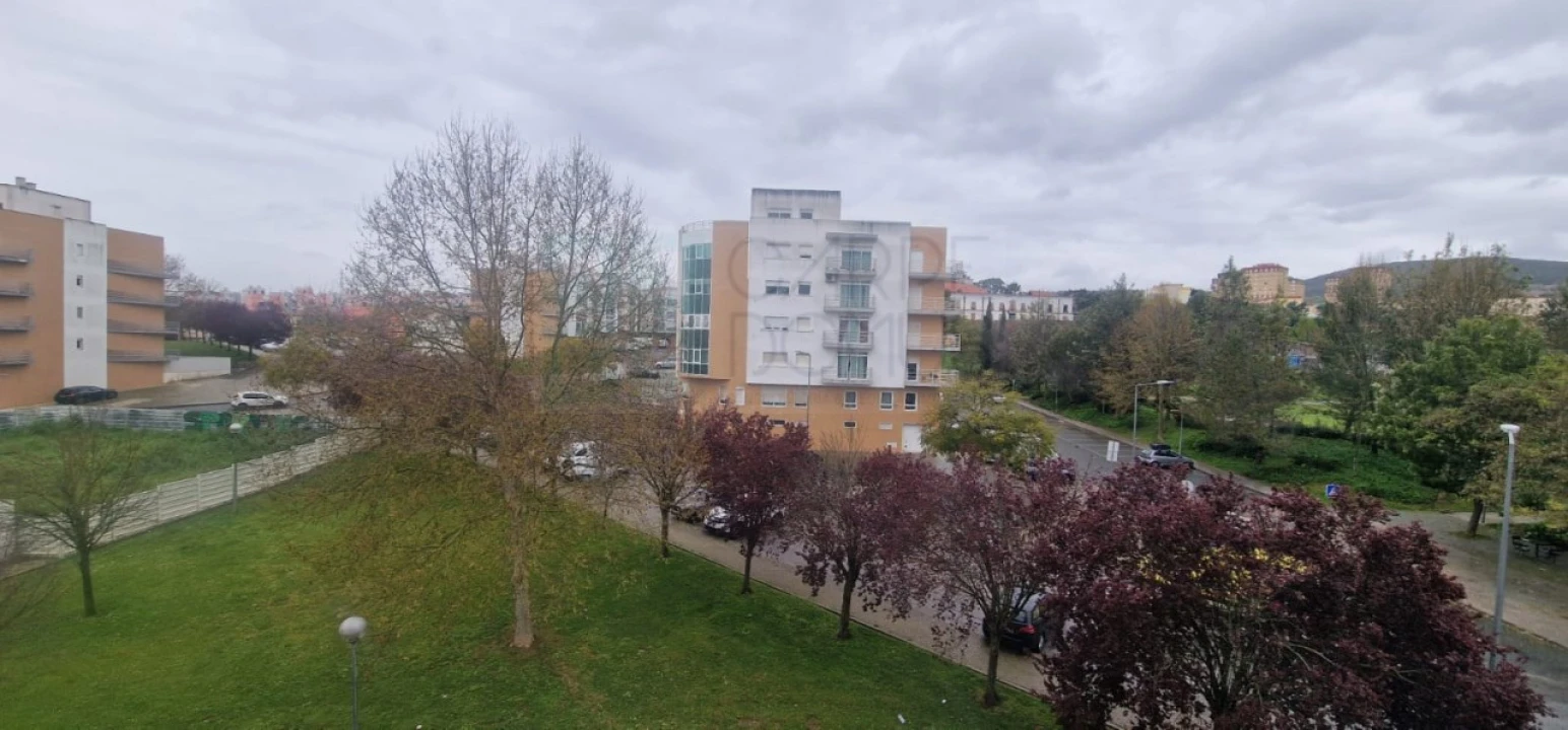 Apartamento T3 para Venda em Vialonga Foto 18