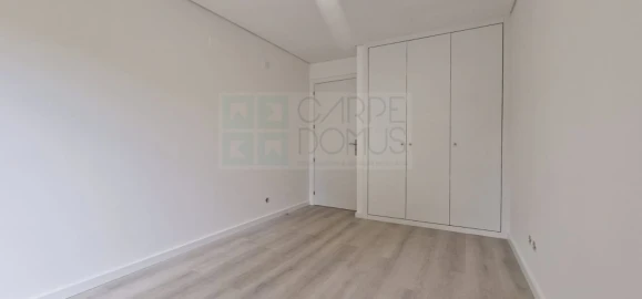Apartamento T3 para Venda em Vialonga