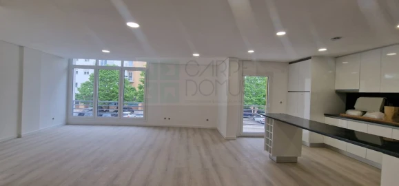 Apartamento T3 para Venda em Vialonga