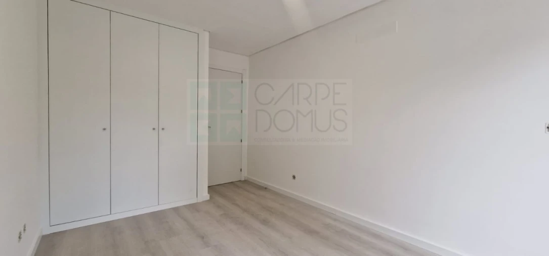 Apartamento T3 para Venda em Vialonga Foto 44