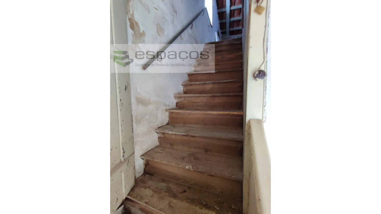 Moradia T4 para Venda em Fratel Foto 21