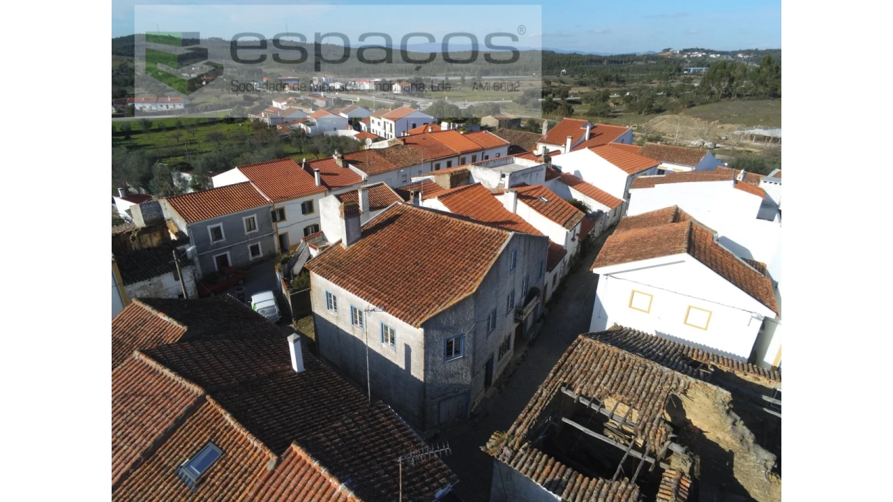 Moradia T4 para Venda em Fratel Foto 26