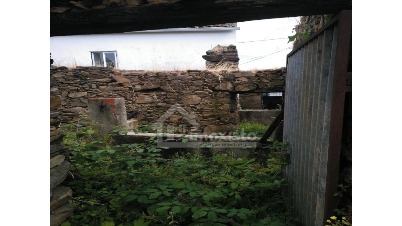 Quinta T1 para Venda em Graça Foto 3