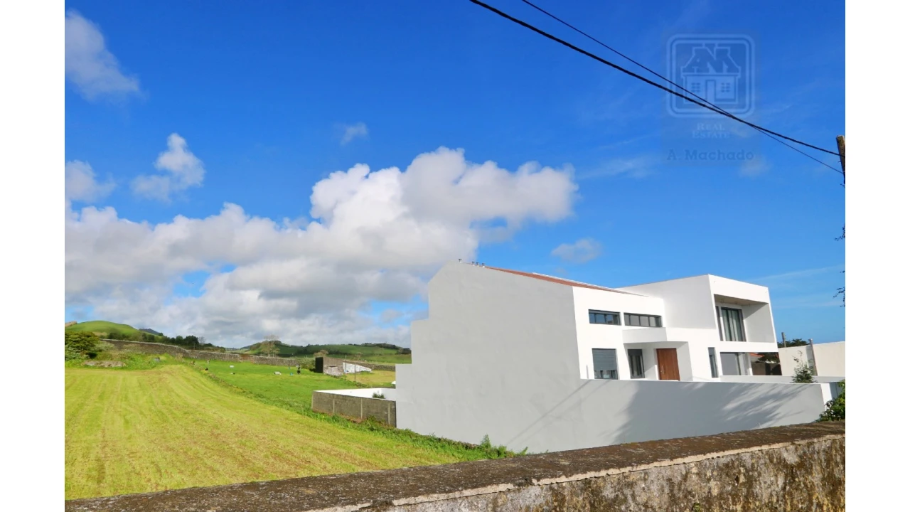 Terreno para Venda em Fajã de Cima Foto 5