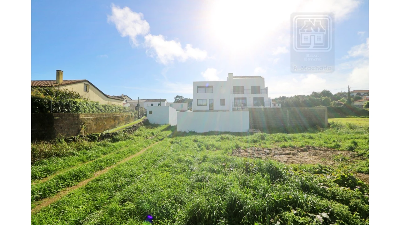 Terreno para Venda em Fajã de Cima Foto 12