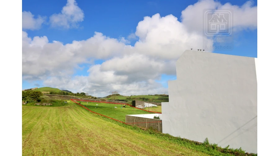 Terreno para Venda em Fajã de Cima Foto 7
