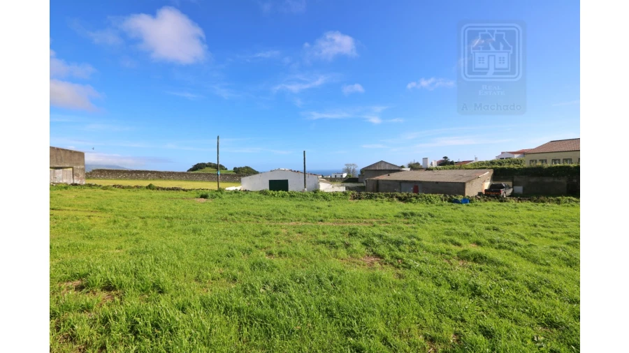 Terreno para Venda em Fajã de Cima Foto 3
