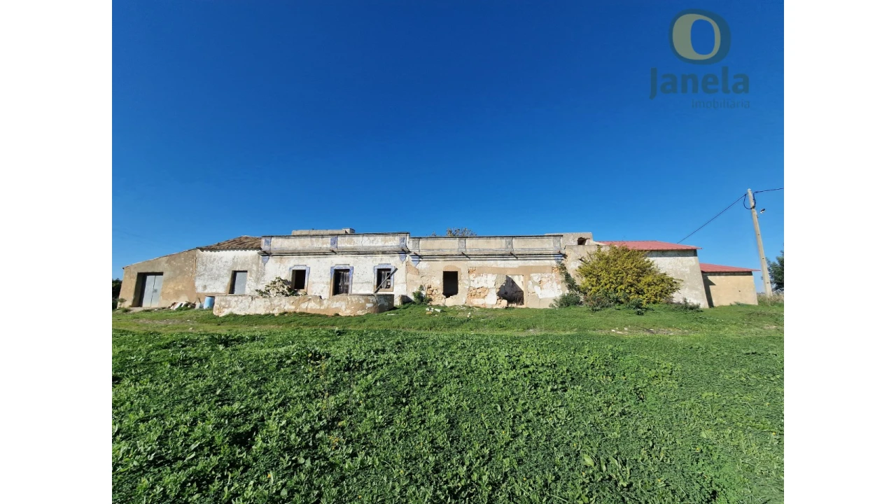 Quinta para Venda em Quelfes Foto 1
