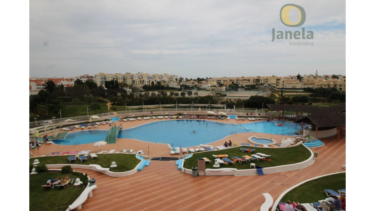 Apartamento para Venda em Albufeira e Olhos de Água Foto 1