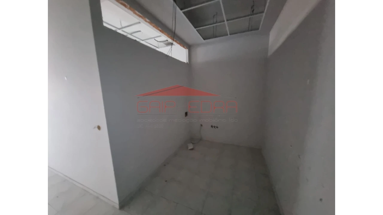 Escritório para Venda em Guarda Foto 9