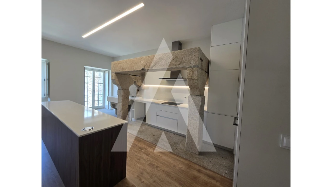 Apartamento T3 para Venda em Santa Maria Maior e Monserrate e Meadela Foto 12