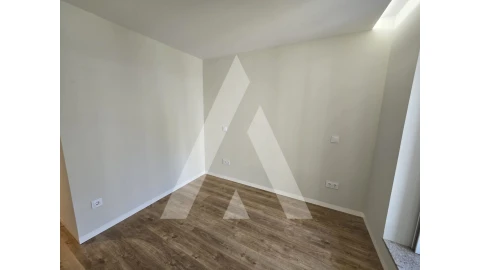 Apartamento T3 para Venda em Santa Maria Maior e Monserrate e Meadela