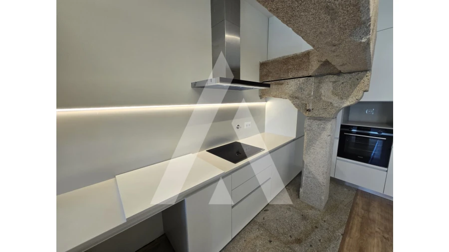 Apartamento T3 para Venda em Santa Maria Maior e Monserrate e Meadela Foto 13