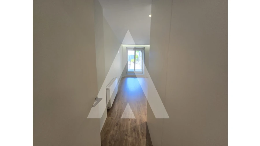 Apartamento T3 para Venda em Santa Maria Maior e Monserrate e Meadela Foto 11