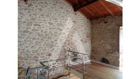 Moradia T1 para Venda em Vila de Punhe