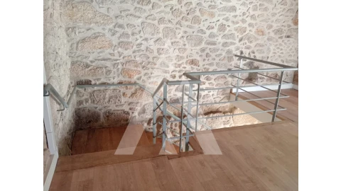 Moradia T1 para Venda em Vila de Punhe