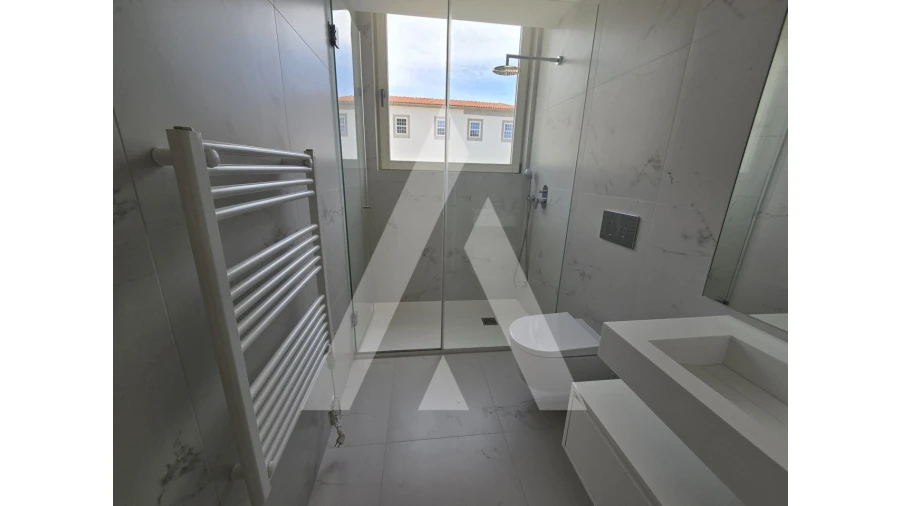 Moradia T3 para Venda em Santa Maria Maior e Monserrate e Meadela Foto 17
