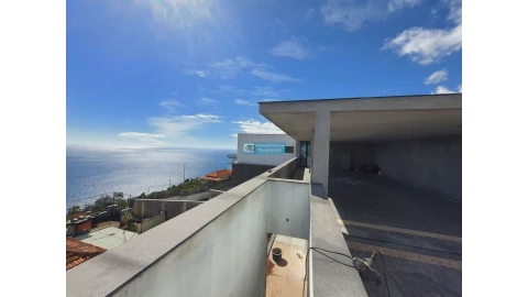Moradia T3 para Venda em São Gonçalo