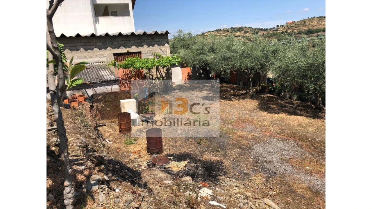 Terreno Misto para Venda em Torre de Moncorvo Foto 14