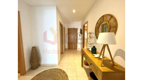Apartamento T2 para Venda em Sesimbra (Santiago)