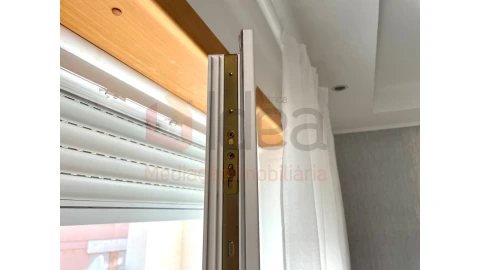 Apartamento T2 para Venda em Sesimbra (Santiago)