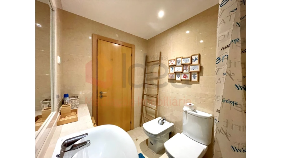 Apartamento T2 para Venda em Sesimbra (Santiago) Foto 28