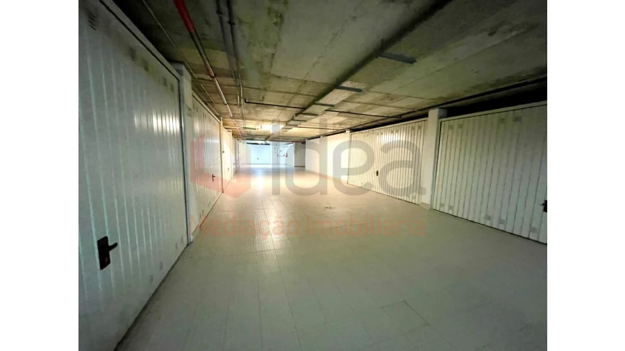 Apartamento T2 para Venda em Sesimbra (Santiago) Foto 34