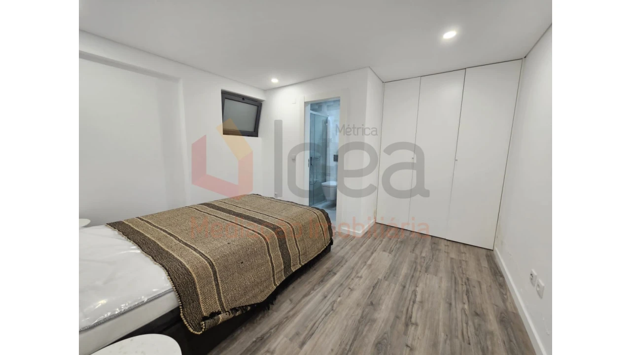 Moradia T4 para Venda em Charneca de Caparica e Sobreda Foto 20