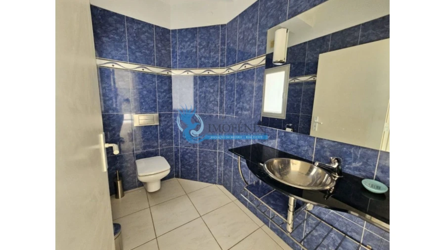 Moradia T3 para Venda em Odiaxere Foto 17