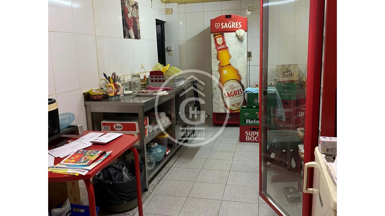 Negócio para Venda em Alpiarça Foto 4
